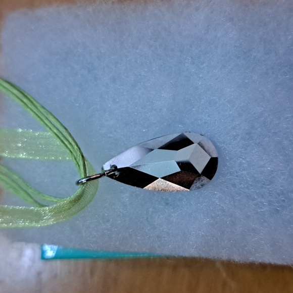 Tropical Garden Crystal Marquise Necklace - Picture 6 of 6